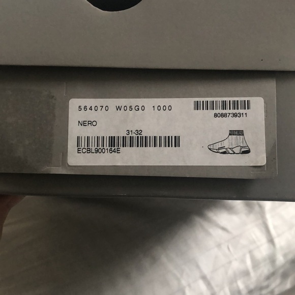 Balenciaga Kids Speed Sneaker - Picture 9 of 9